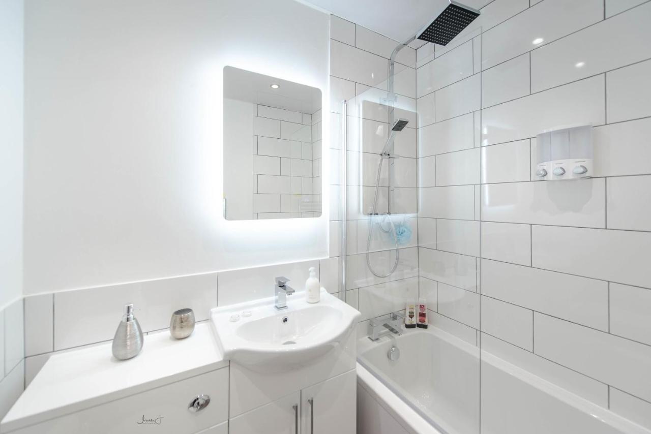 Liverpool Harrow Road Sleeps 6- Infinity Apartment Екстериор снимка